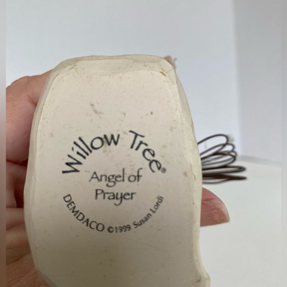 Willow Tree Angel of Prayer 1999 - Picture 2 of 3